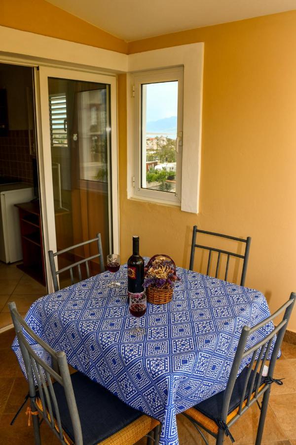 Mara Apartment